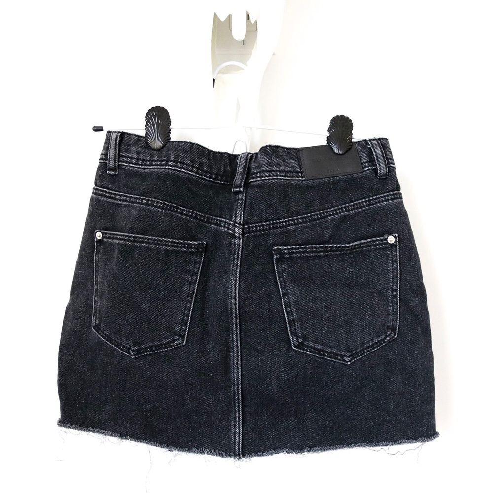 Black Zara Denim Mini Skirt - Picture 3 of 6
